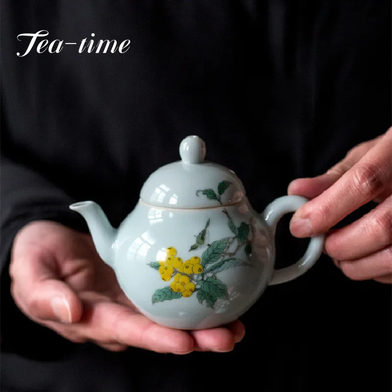 150ML Antique Tire Ceramic Teapot Hand-painted Loquat Small Single Pot with Filter Household Tea Maker Hand Holding Pot Gift Box