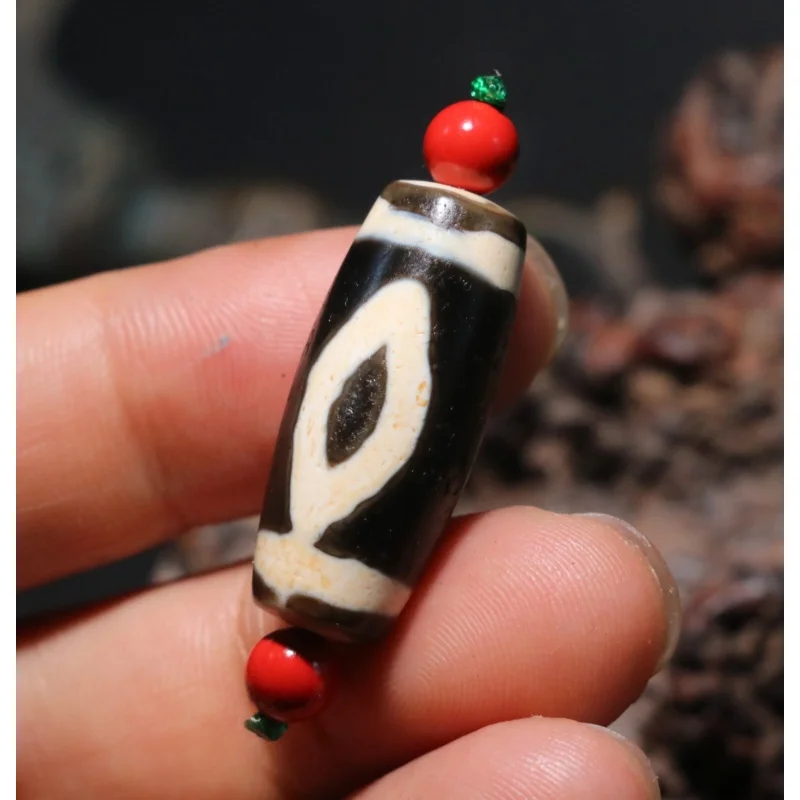 

Energy Tibetan Old Agate Special 2 Eye Totem Love Symbol dZi Bead Amulet Pendant