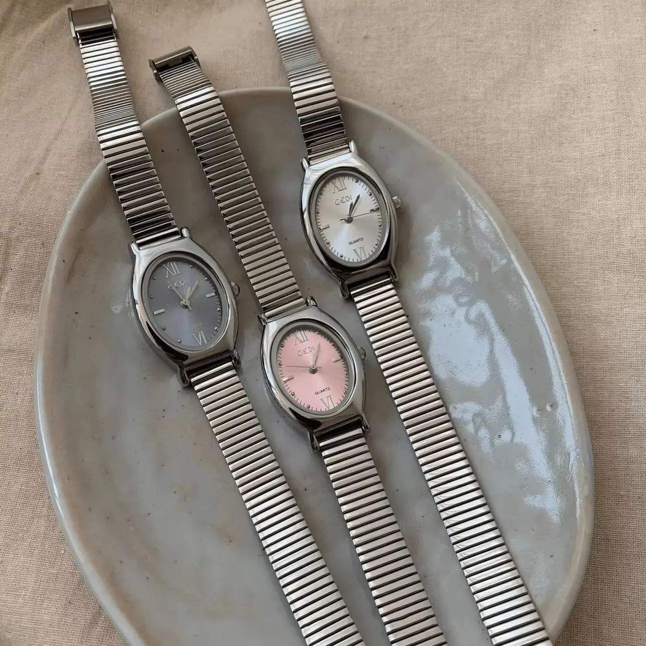 Vintage Oval Quartz Women Watch Roman Numeral Stainless Steel Strap Waterproof Wristwatch Elegant Ladies Dress Clock Female Gift