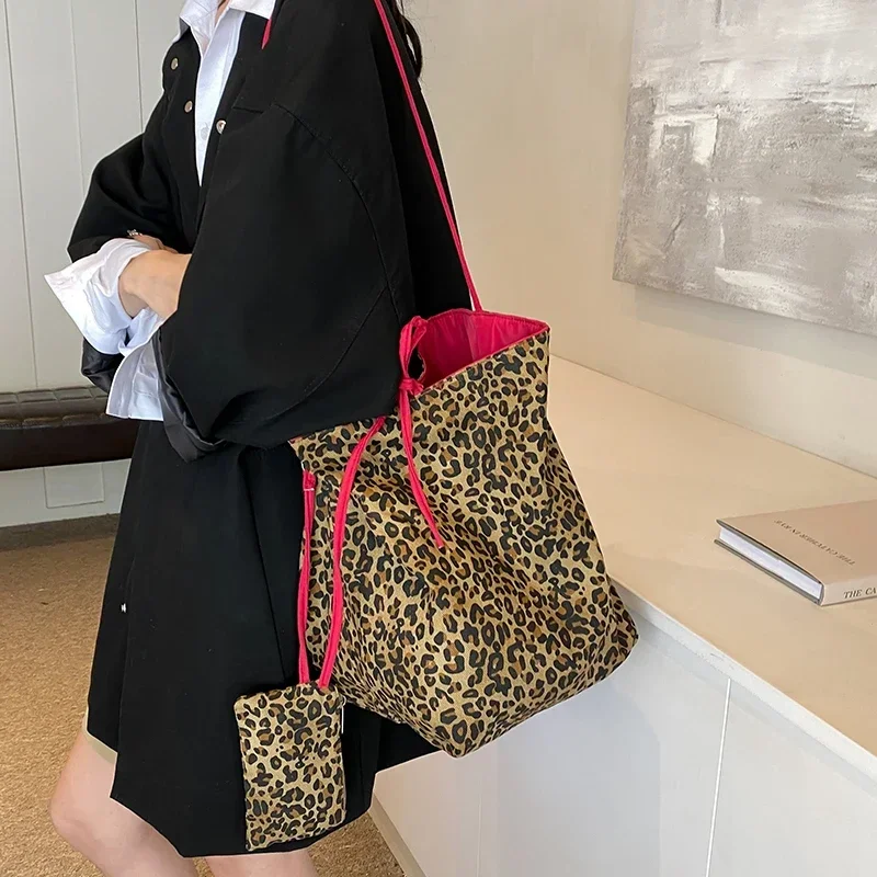 2024 Hot Selling Nylon Zipper Leopard Print Large Capacity Double-sided Back Shoulder Bag Fashion Dual-use Versatile Tote Bag