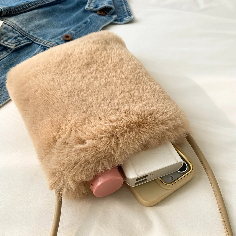 Autumn and winter female bag niche simple cute plush bag single shoulder crossbody rabbit hair makeup bag mobile phone bag