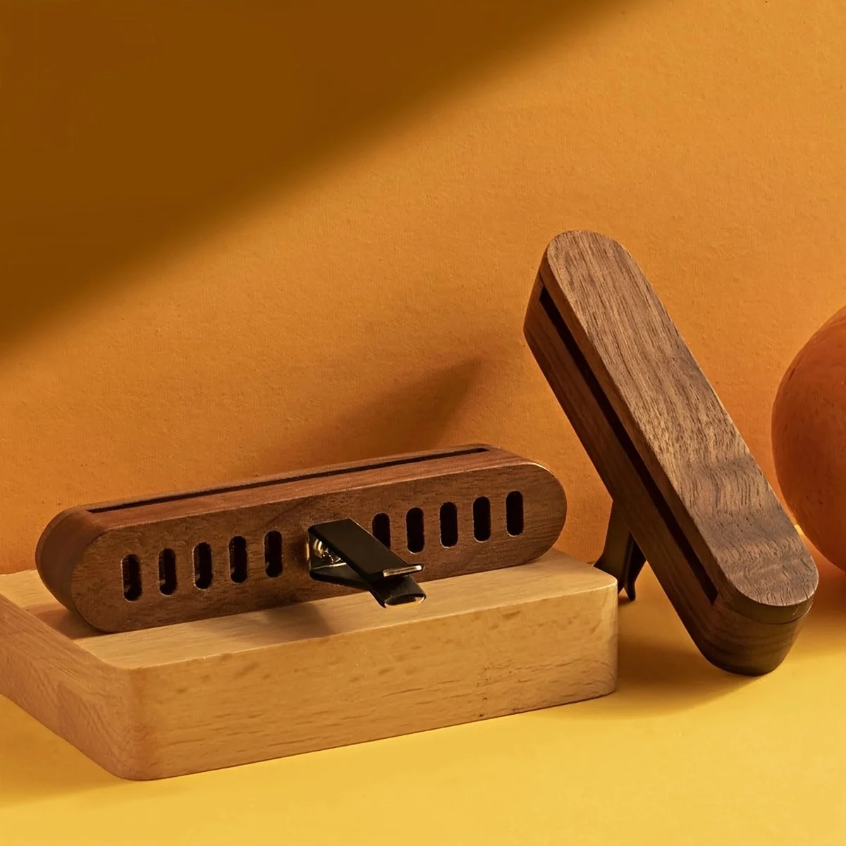 Holz-Autoduftspender mit Clip – Aromatherapie-Diffusor, Holzdiffusor, dekoratives Autozubehör, Auto-Lüftungssystem – Detail 3