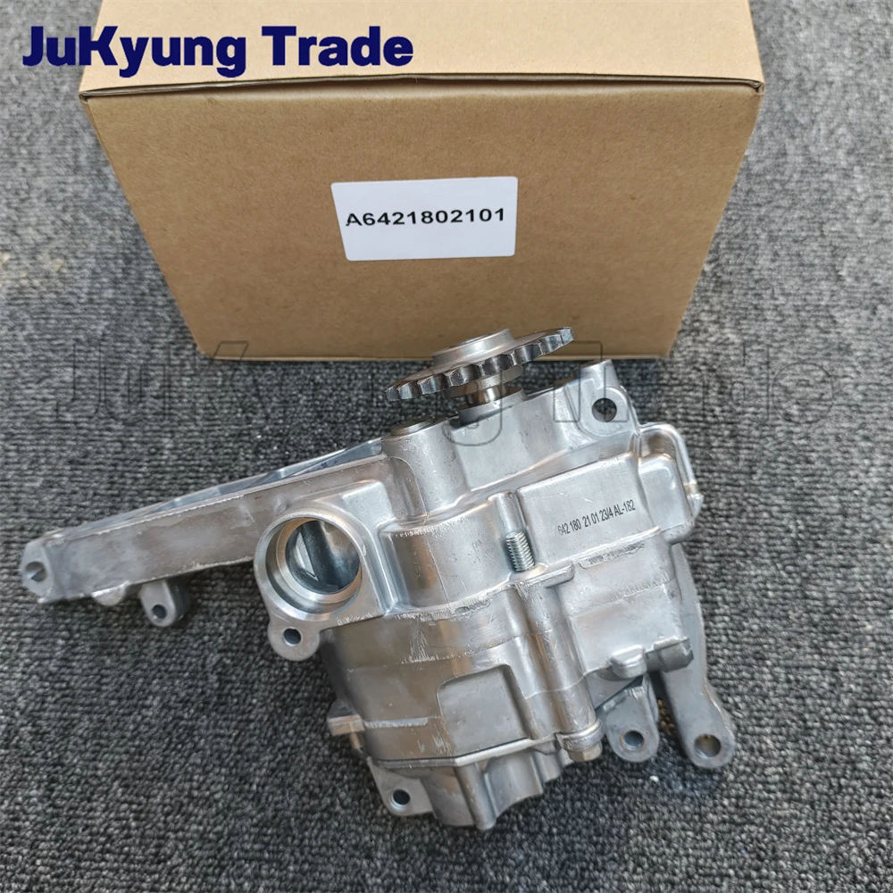 

Oil Pump A6421802101 6421802101 for Mercedes Benz G-Class W463 GL320 ML320 ML350