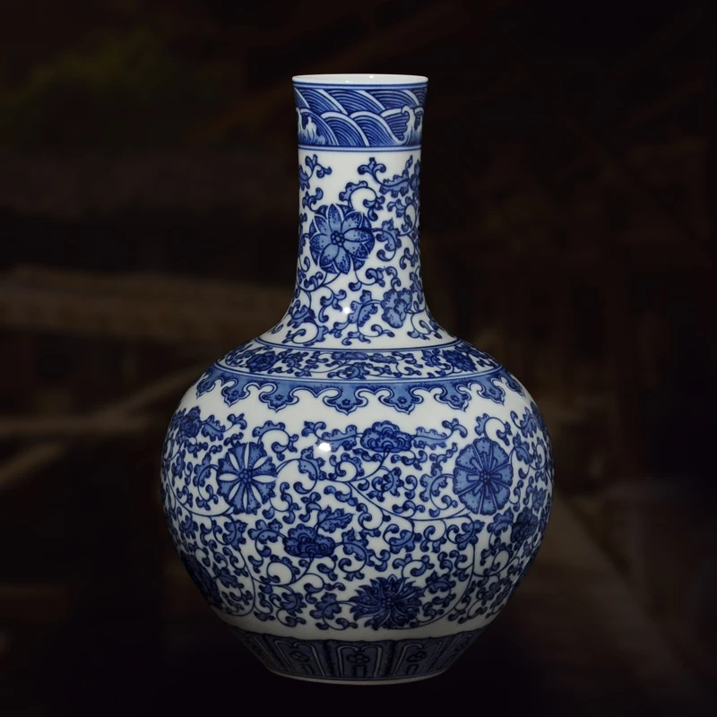 Ceramic Hand-painted Global Vase Chinese Blue and White Porcelain Home Decoration Living Room Table Ornament