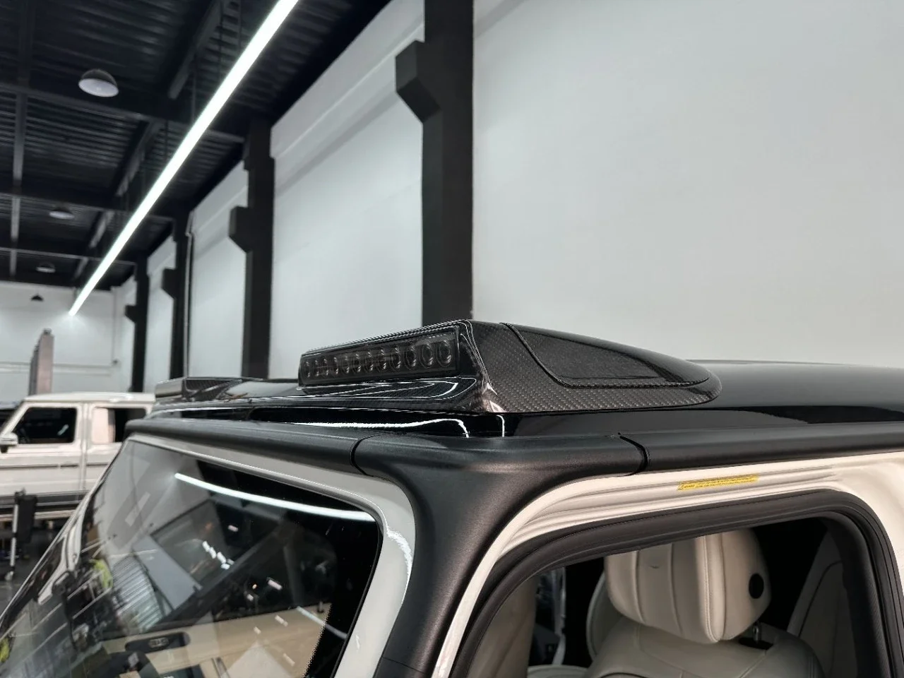 Suitable for Mercedes-Benz G-Class 25 g500g550g450d modified Babos roof light carbon fiber top wing shooter