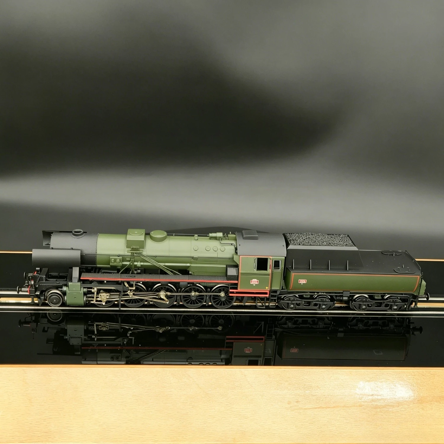 ROCO HO Model Pociągu 1/87 Lok – Plastic Model Paint recenzja i cena