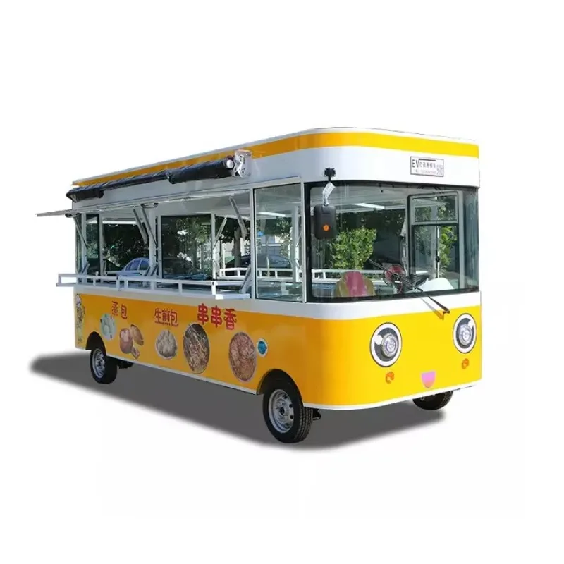 Mobile Food Truck with Water Circulation System Hygienic Catering Trailer for Food Service Business
