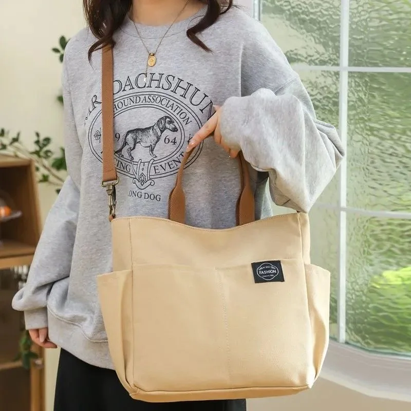 2024 New Fashion and Large Capacity Commuter Tote Bag for Men and Women Shopping Single Shoulder Crossbody Bag High end design