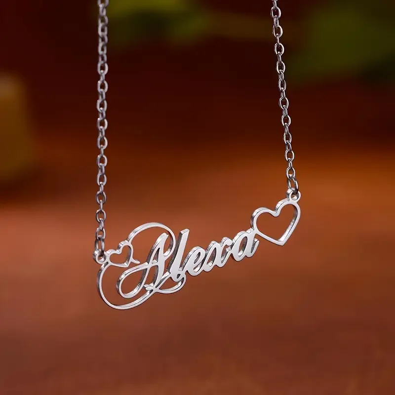 

Customized Name Necklace For Women With Heart Nameplate Pendant Necklaces Charm Personalized Jewelry Romantic Couple Accessories