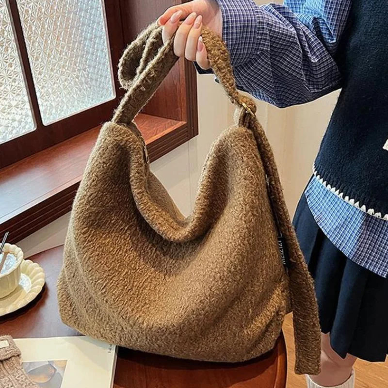 حقيبة كتف نسائية من القطيفة للخريف والشتاء بسحاب ذات سعة كبيرة وحزام كتف واحد وحقيبة كروس بسيطة للركاب #1