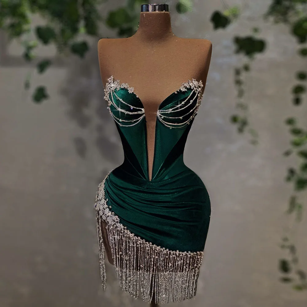 

Green Cocktail Dresses 2025 Sweetheart Short Sheath Evening Party Dress Beaded Crystal Sleeveless Zipper Mini Velour Prom Gowns