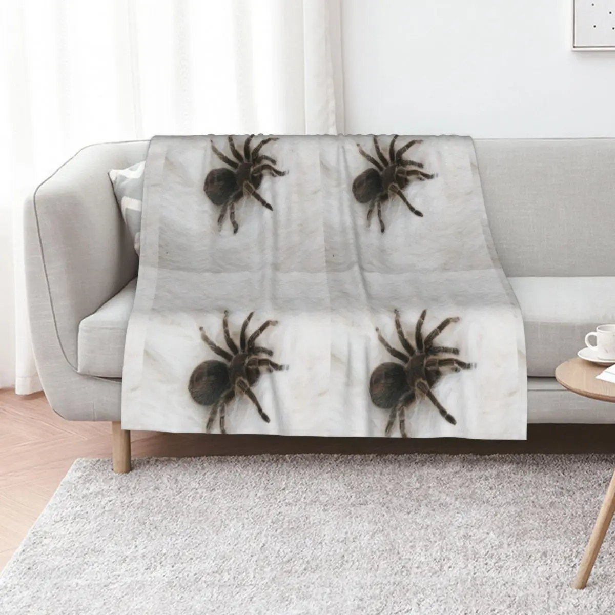 

Tarantula on Fur Throw Blanket sofa bed Weighted Thin Softest Blankets