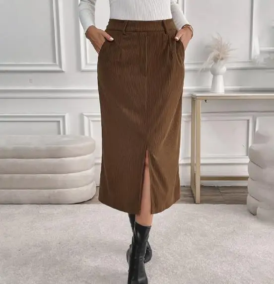 

Women's Skirt 2025 New Retro Corduroy Half Skirt Autumn and Winter Elegant Commuter Split Half Skirt for Women