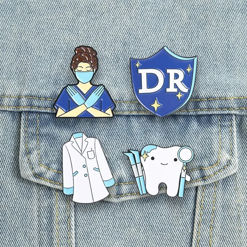 Medical Dental Enamel Pins Doctor Nurse Scrubs Brooches Dentist Badges Cute Cartoon Healthcare Jewelry Gift for Friends