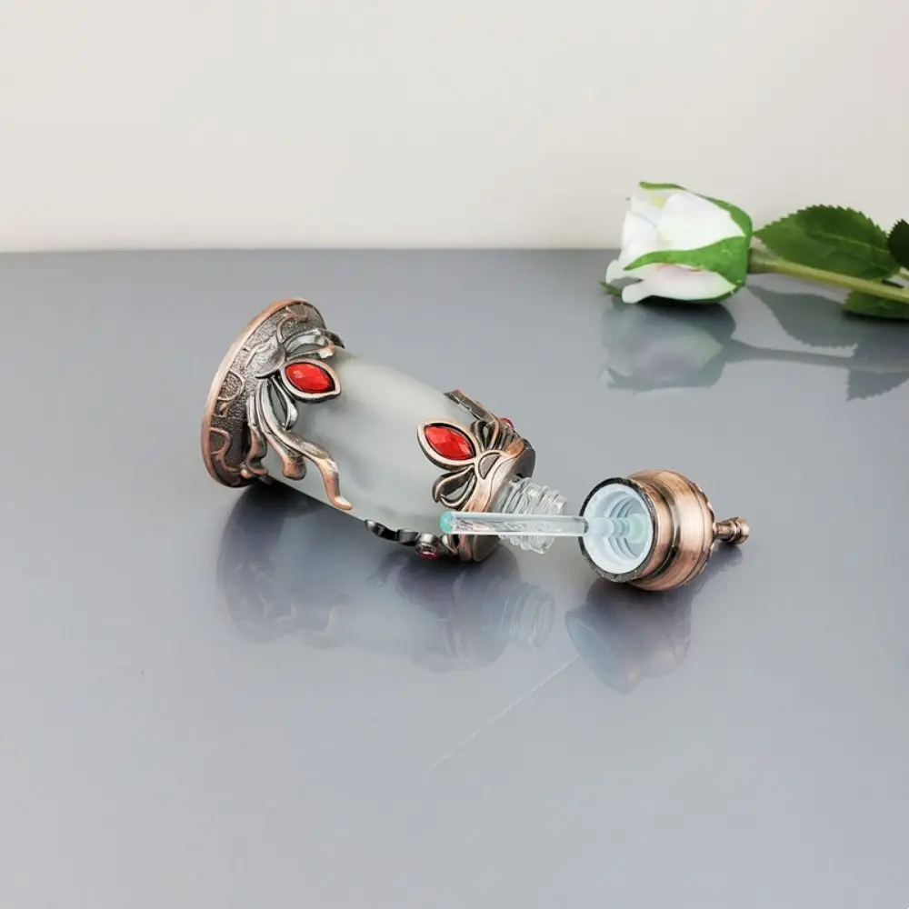 Botella de aceite esencial recargable de colores surtidos, contenedor Retro antiguo, botella de subembalaje de vidrio de aleación de estilo árabe, Vietnam