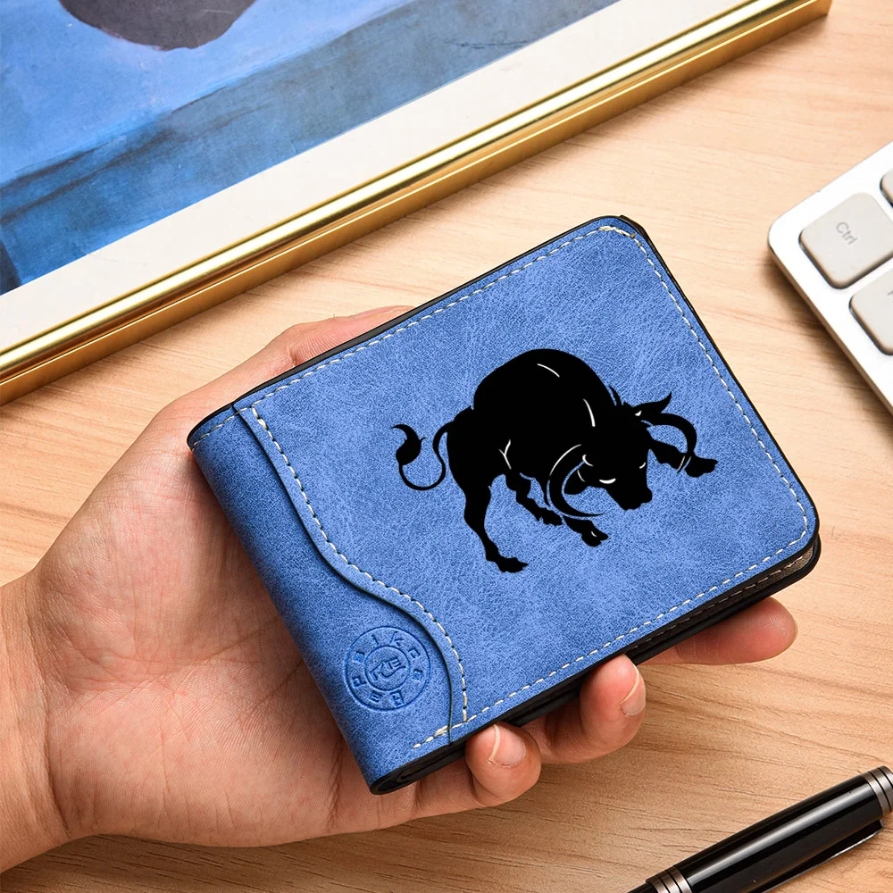 A mini short wallet for men with multiple card slots, an ideal gift for credit card holders and young students