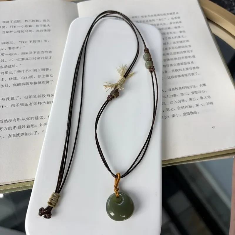 Natural Hetian jade bread buckle women's new Chinese niche design jade pendant jewelry simple gift