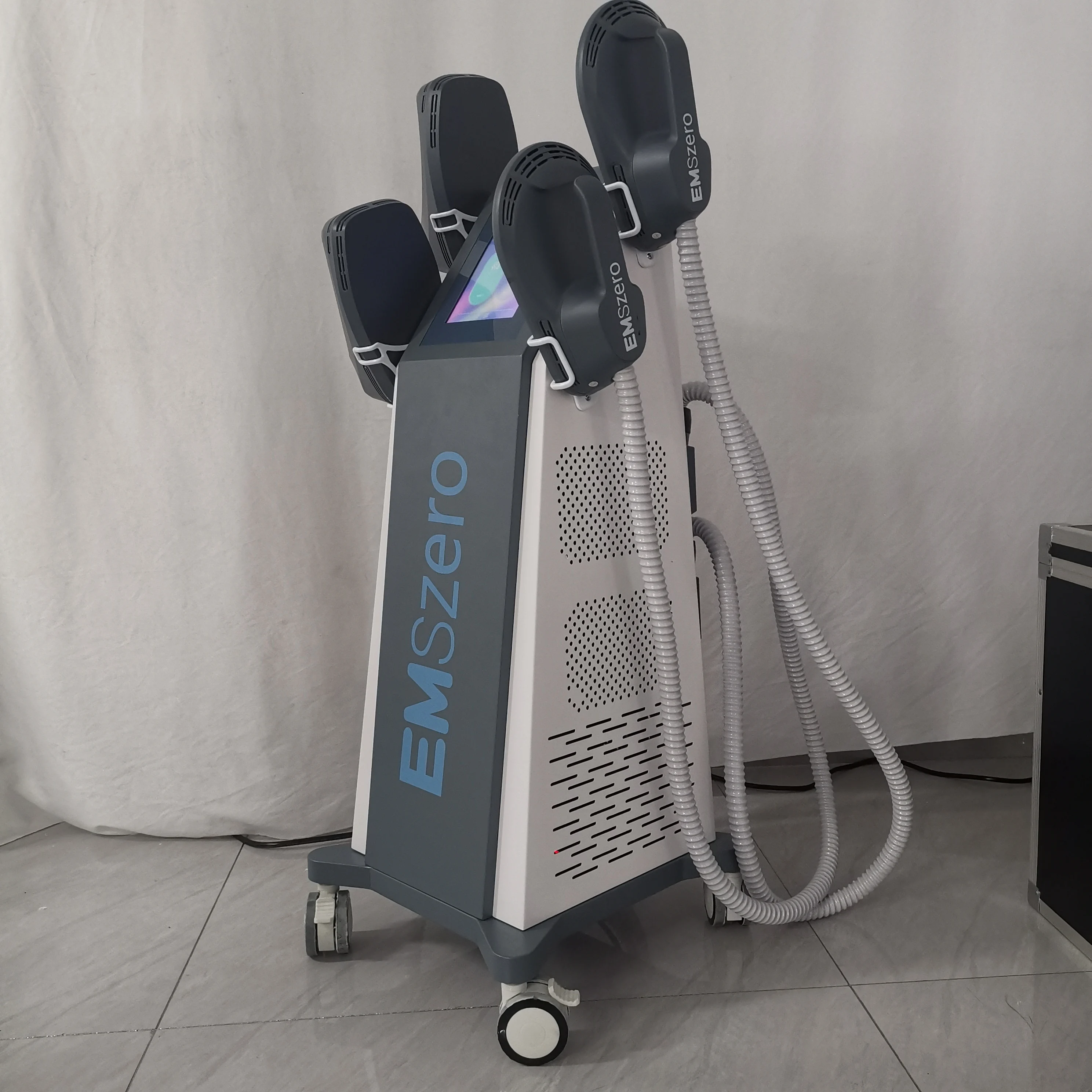 Professional EMSzero 6500w RF 15 Tesla Neo HI-EMT แม่เหล็กไฟฟ้า Body Slimming สร้างกล้ามเนื้อไขมันเครื่อง EMS ขายร้อน