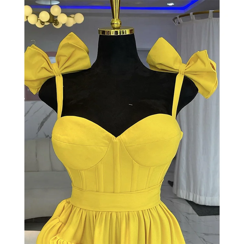 Gouden gegolfde V-hals flare geplooide mouwen maxi-jurk, A-lijn ruches lange feestjurk, couture voor dames, bruidsmeisjes avond