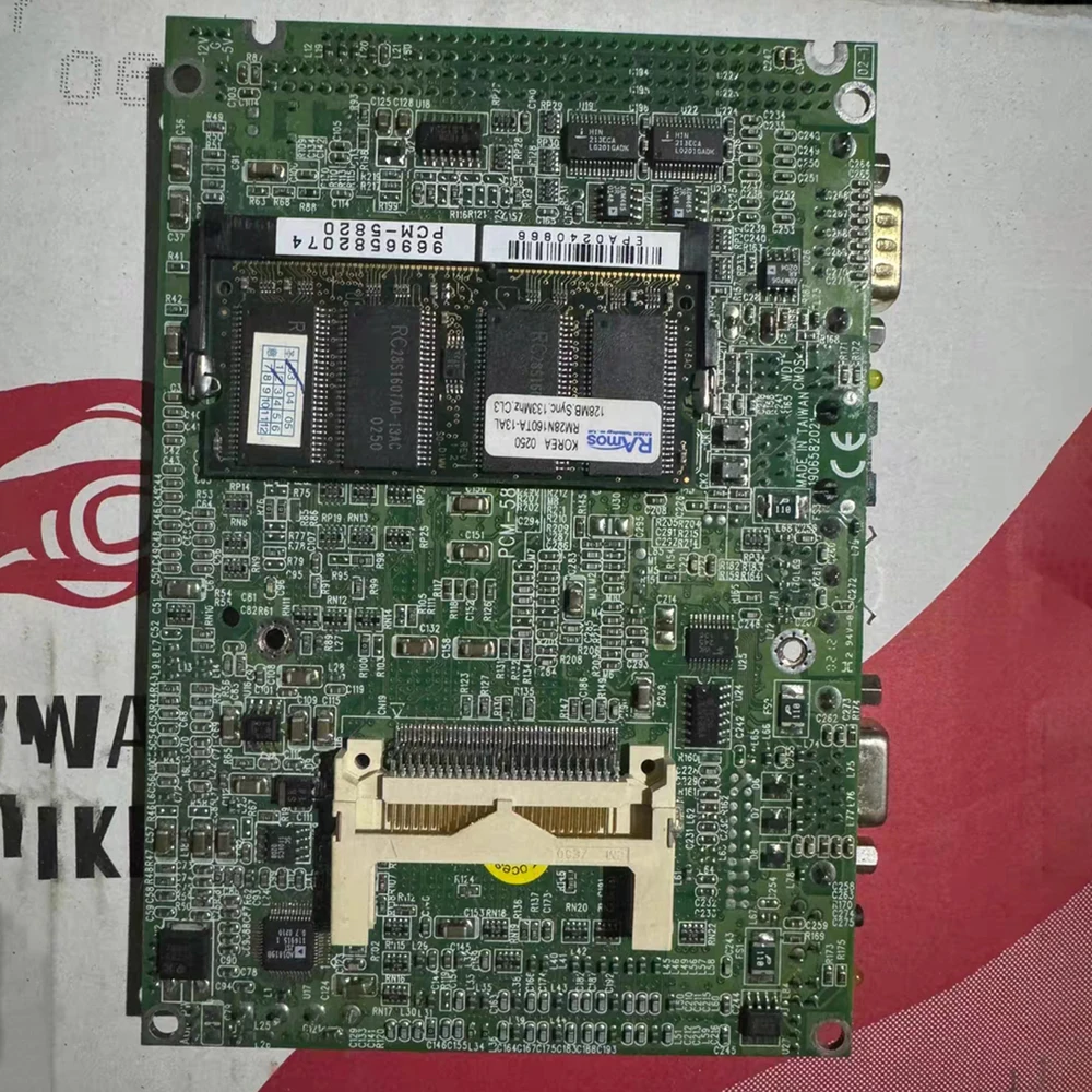 

PCM-5820 REV.B1 для встроенной материнской платы промышленного управления Advantech