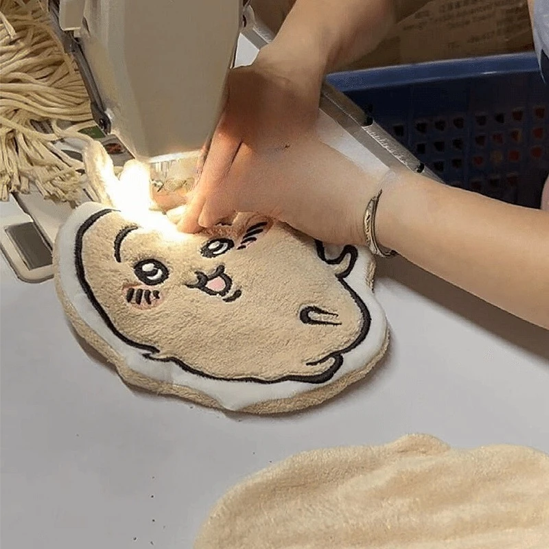 

Miniso Chiikawa Xiaoba Usach 129 ручное полотенце висит милая кухня ванная комната впитывает воду и мытье лица для домашнего использования