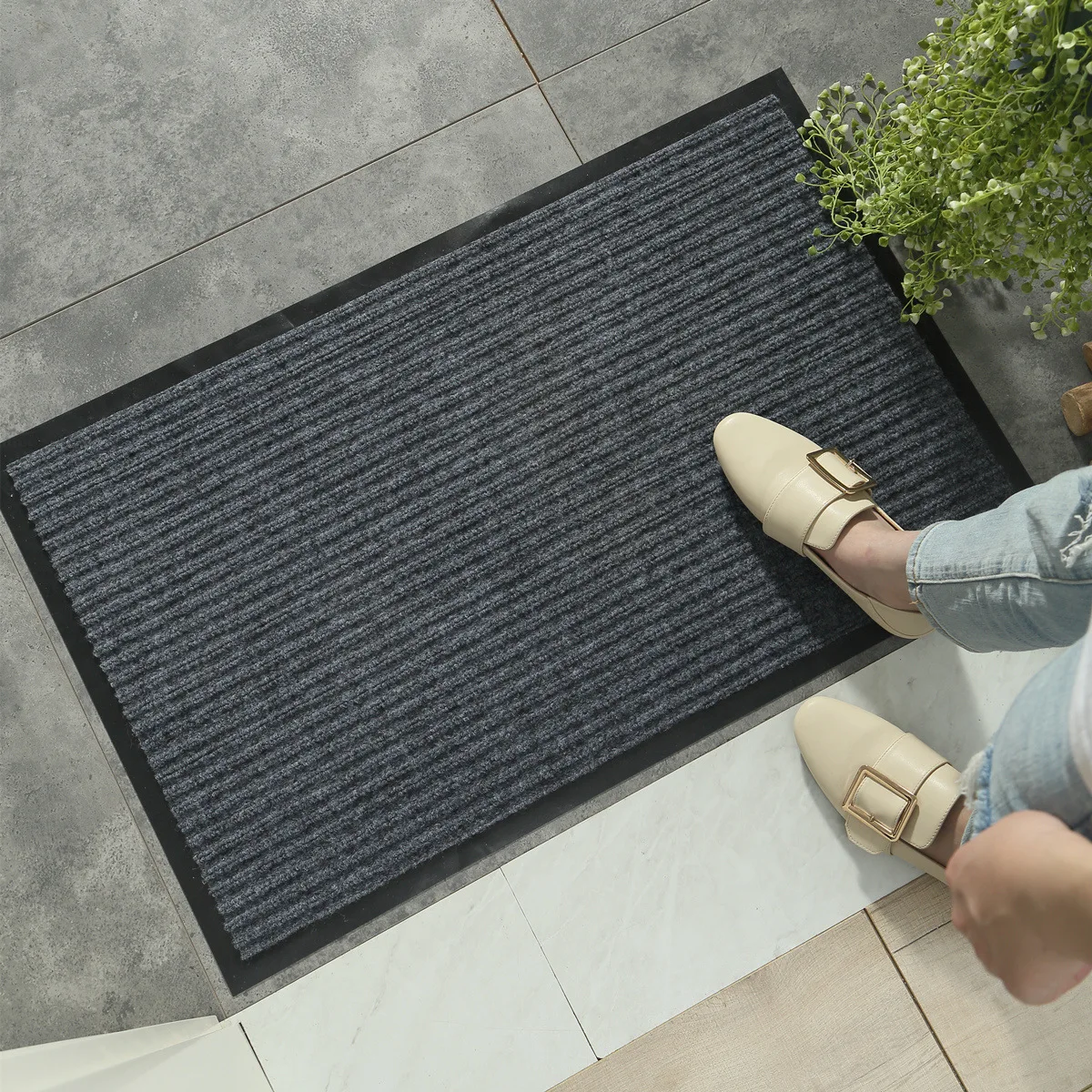 Non-Slip Front Door Mat Outdoor Door Mat Rubber Thicken Entry Mat Water Absorption Long Hallway Runner Rug Easy Clean Rug