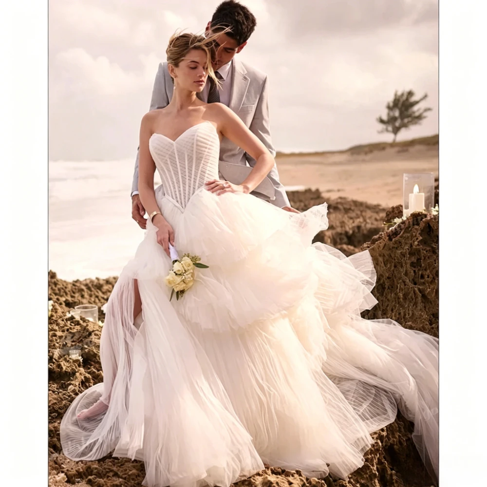 Customized Romantic Ball Gown Wedding Dresses Strapless Sweetheart Tiered Flowy Tulle High Side Split Chapel Train Bridal Gown