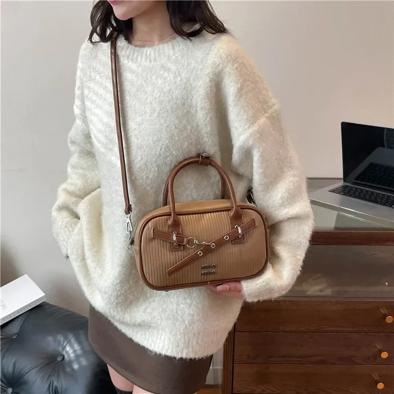 

Popular Ladies Messenger Bag, Leather Crossbody Handbag Shoulder Style, Luxury Brand Famous Designer Elegant Classic