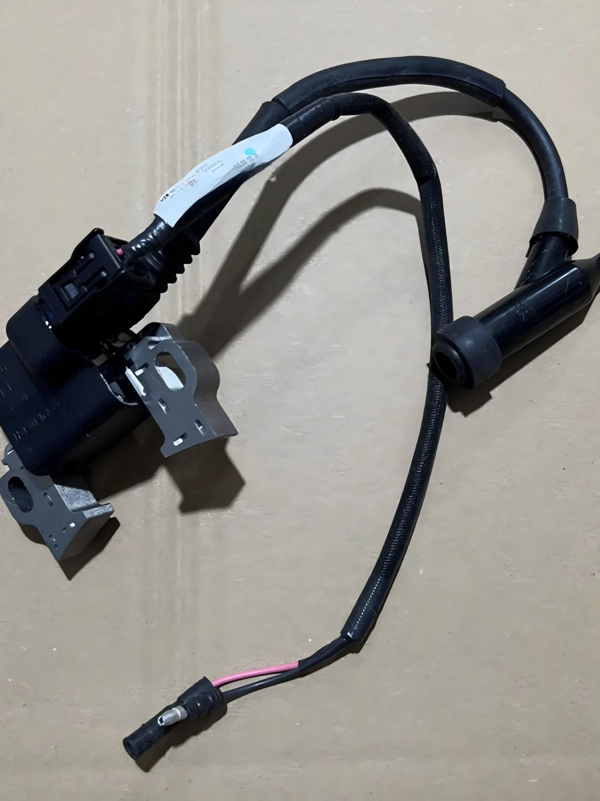 ملف الإشعال ينطبق على Honda GX240 GX270 GX340 GX390 GX420 GX450 GX460 188F 182F 177F 173F 190F 192F 32110-Z5K-8000