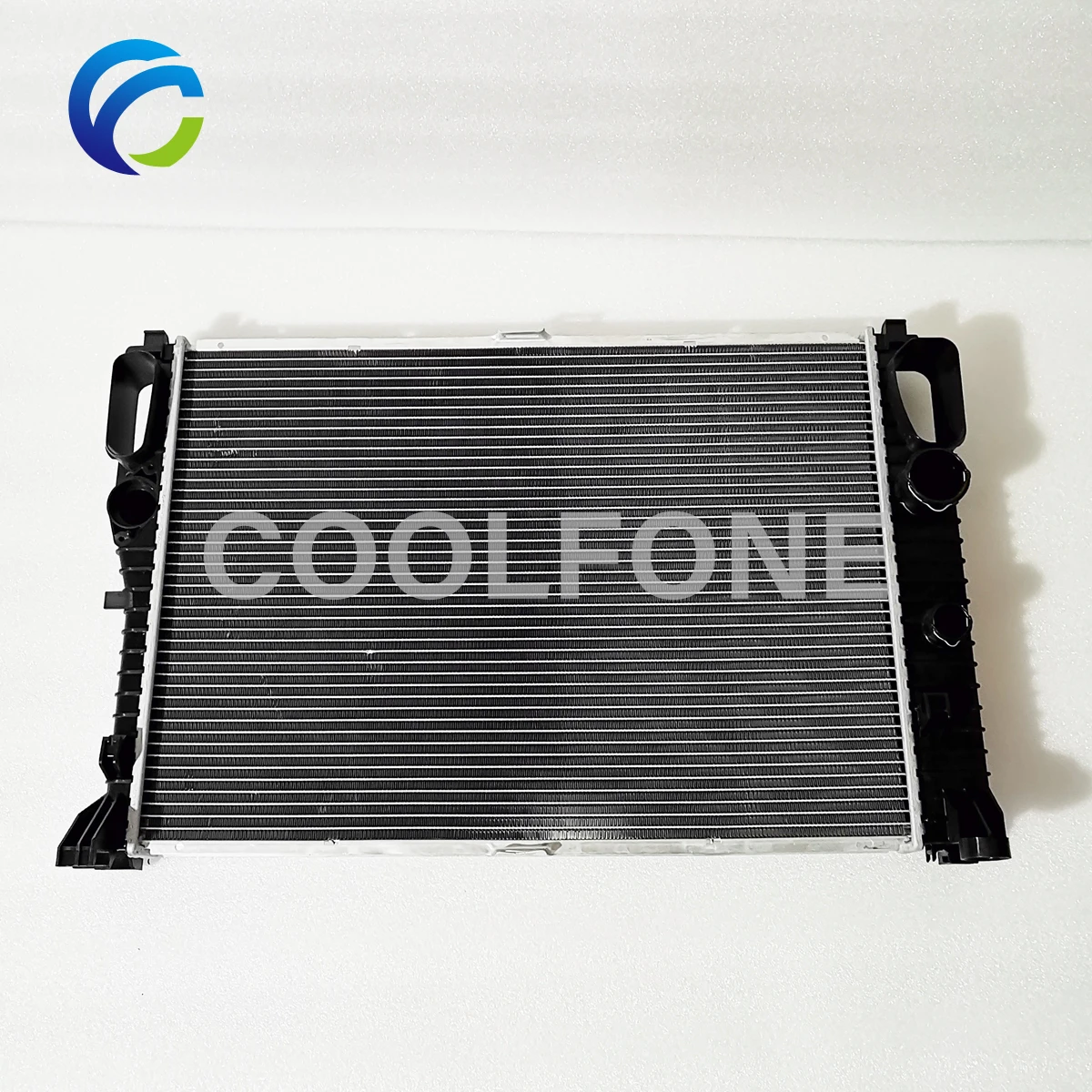 

Engine Cooling Radiator for MERCEDES BENZ W211 E280 E320 E400 C209 CLK C219 CLS A2115003202 2115003702 2115000802 A2115000802