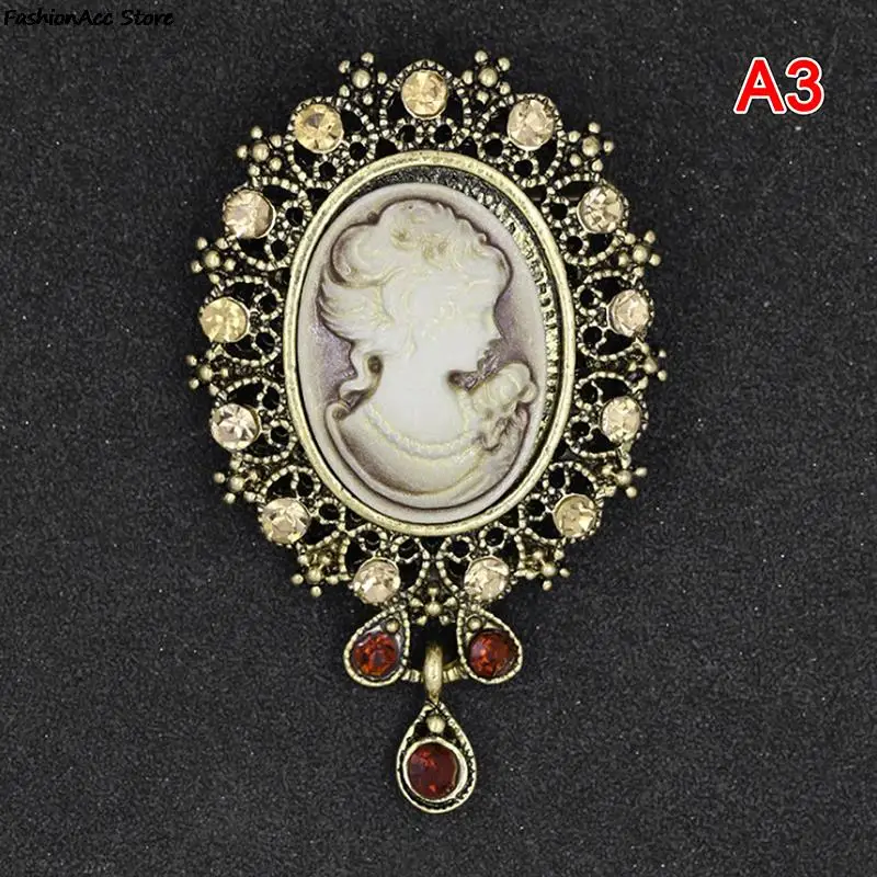 Crystal Rhinestones Cameo Vintage Brooch Pins for Women Queen\'s Cameo Beauty Clothing Accessor Girl Gift