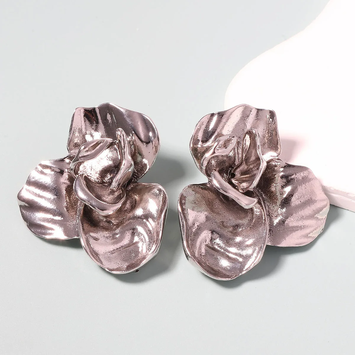 2024 New ZAA Vintage Silver Stereoscopic Metal Flower Earrings for Women Holiday Party Jewelry Gifts