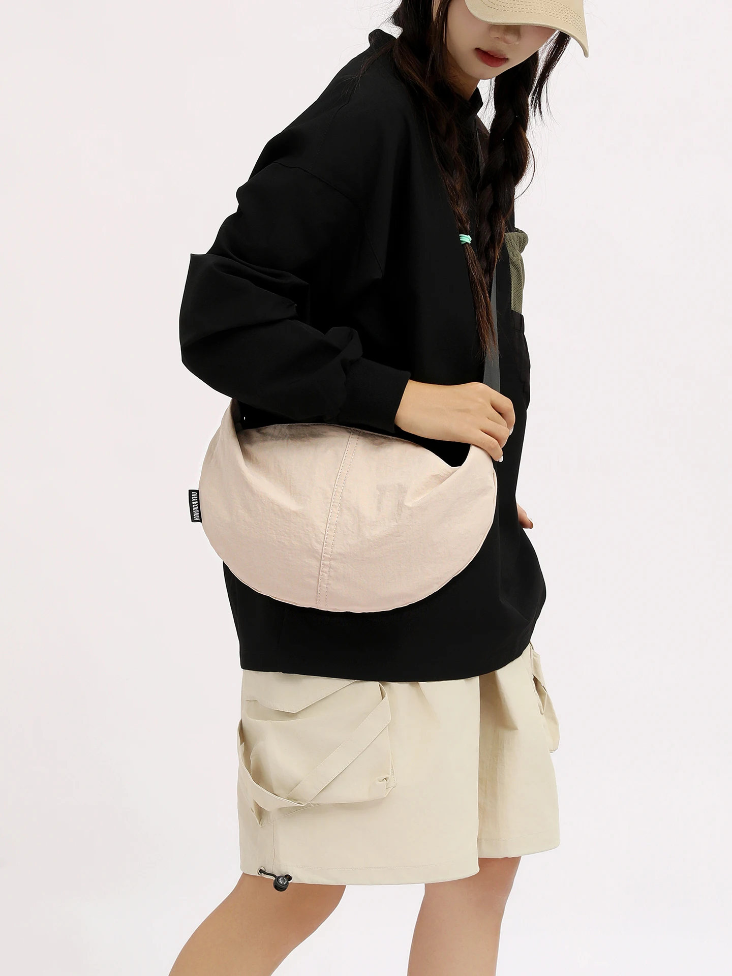 2026 New Nylon Sports Women's Casual Bag Wide Shoulder Strap Single Shoulder Slant Bag Simple Lightweight Moon Bag