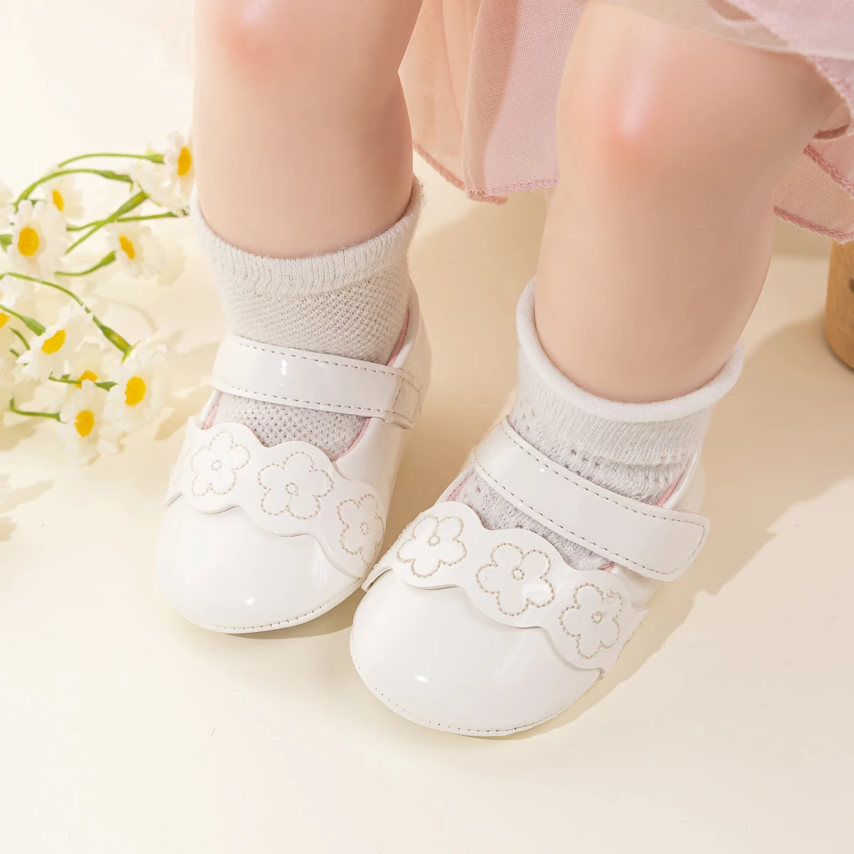 

Autumn 0-6 Month Girl Baby Princess Soft Sole comfortable Little Flower PU Shoes Baby First Walkers Party Dress Leather Shoes