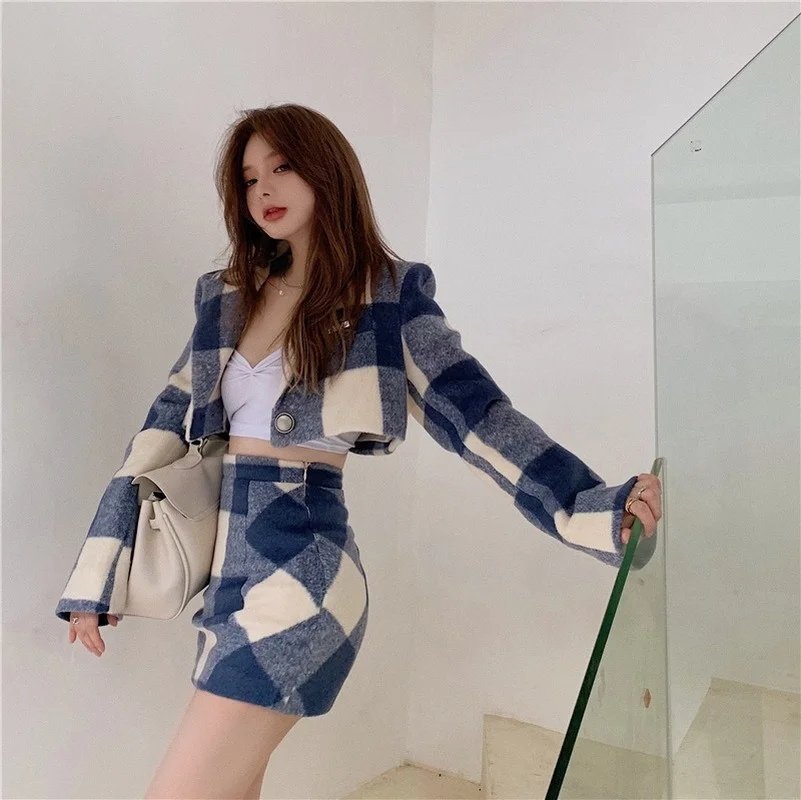 2023 Sweet Woollen Plaid Mini Skirts Summer Women Preppy Style Cute Loose Blue and White Plaid Skirt Sexy Chic High Waist Skirts