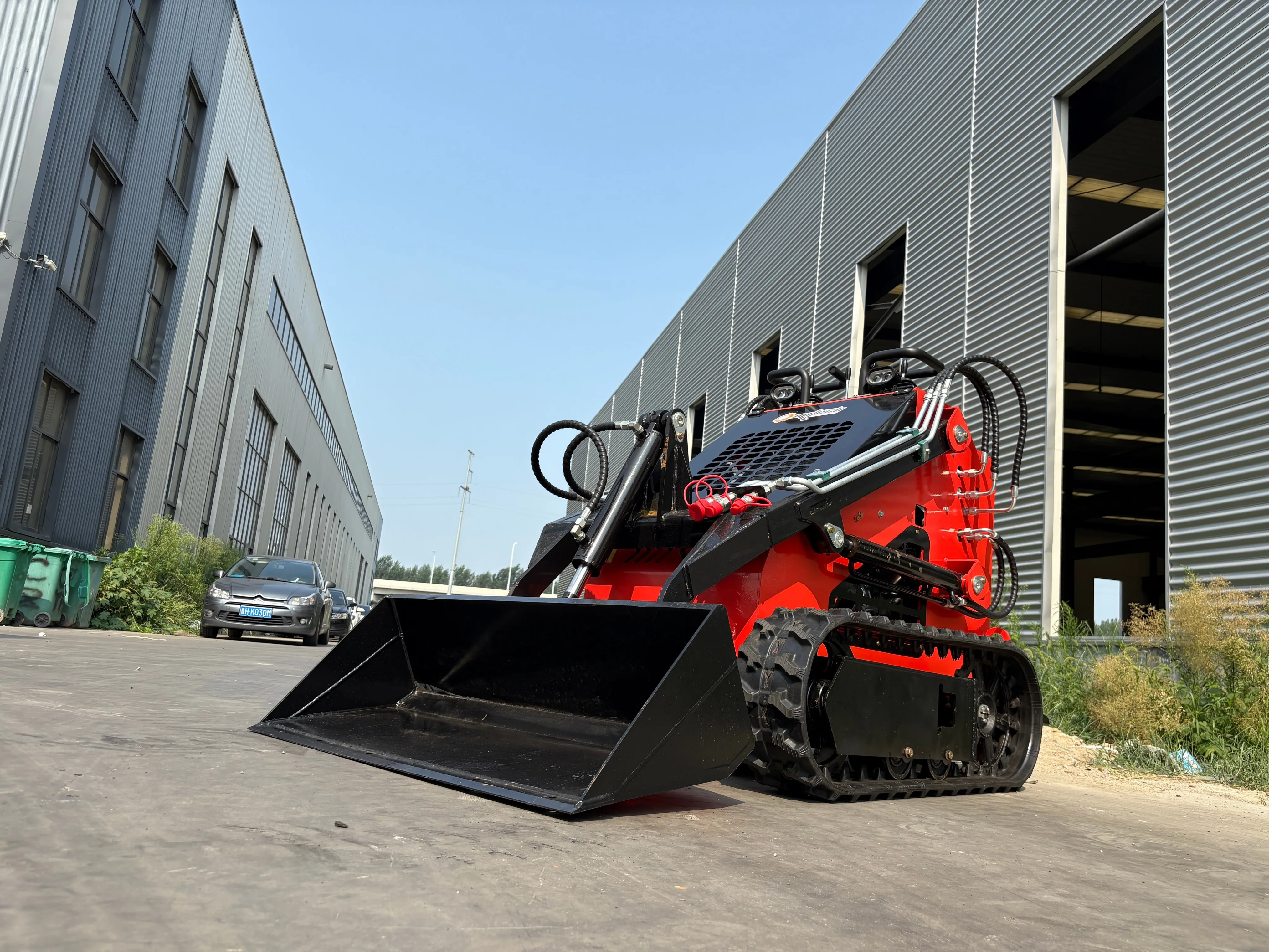 

Индивидуальный новый мини-погрузчик с бортовым поворотом, дизельный колесный погрузчик для фермы и строительства, одобренный CE