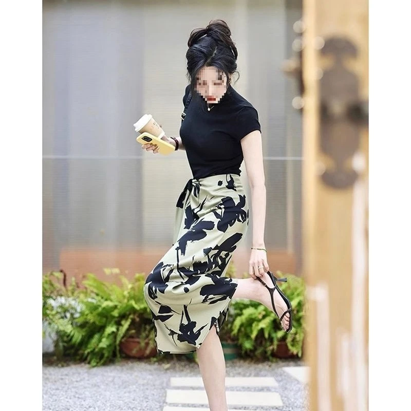 التنانير للنساء عالية الخصر ميدي امرأة تنورة الطباعة مبيعات الملابس 2025 الاتجاه الكورية الموضة ألف خط فاخر أنيق جديد في شيك