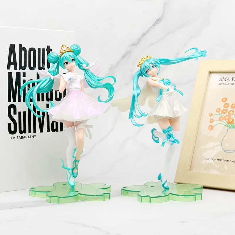 Hatsune Miku figura Anime Hatsune Miku modello carino due dimensioni ornamenti Desktop Cartoon Girl Doll giocattolo per bambini regalo in scatola