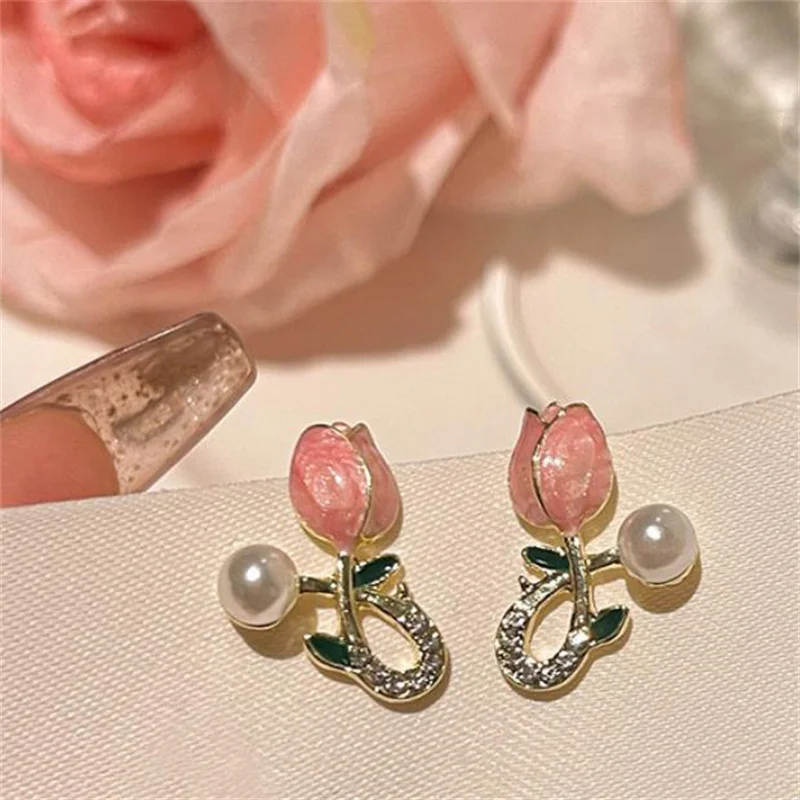 Frau Mode exquisite Tulpe Blume Perle Ohr stecker für Hochzeits schmuck Party Zubehör Geschenke