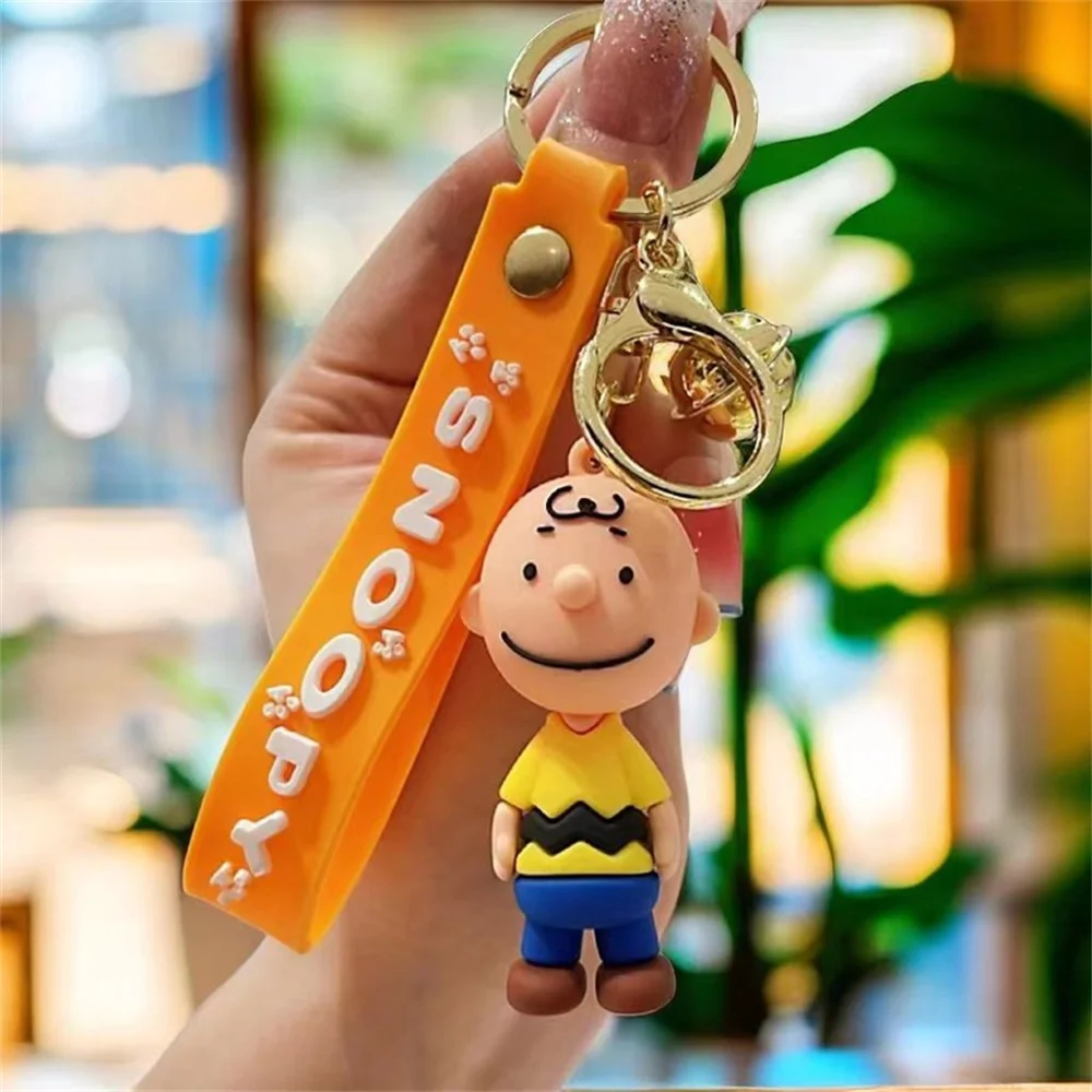 Miniso Cartoon Snoopy Keychain Charlie Doll Pendant Car Small Pendant Girl Mood Couple Small Gift Christmas