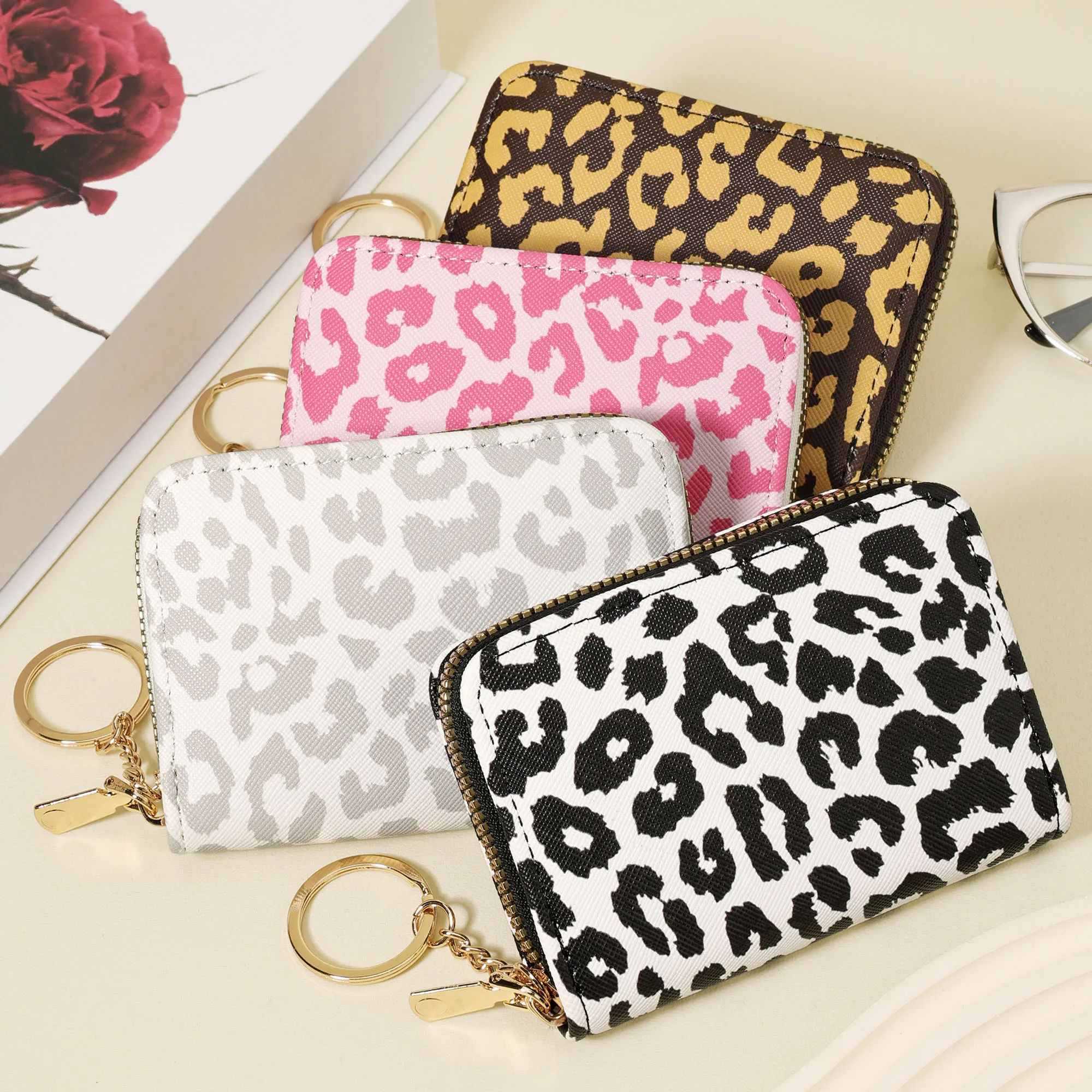New Leopard Print Fashion Women's Credit Card Wallet, With a Chain Keychain Zipper Coin Wallet, Women's Zipper Cover