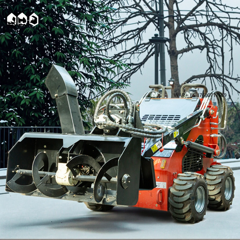 

Новейший мини-снегоуборщик 2025 года для мини-погрузчиков с двигателем, грузоподъемность 40-50 т, максимальная ширина захвата 330 мм. Толщина слоя нанесения