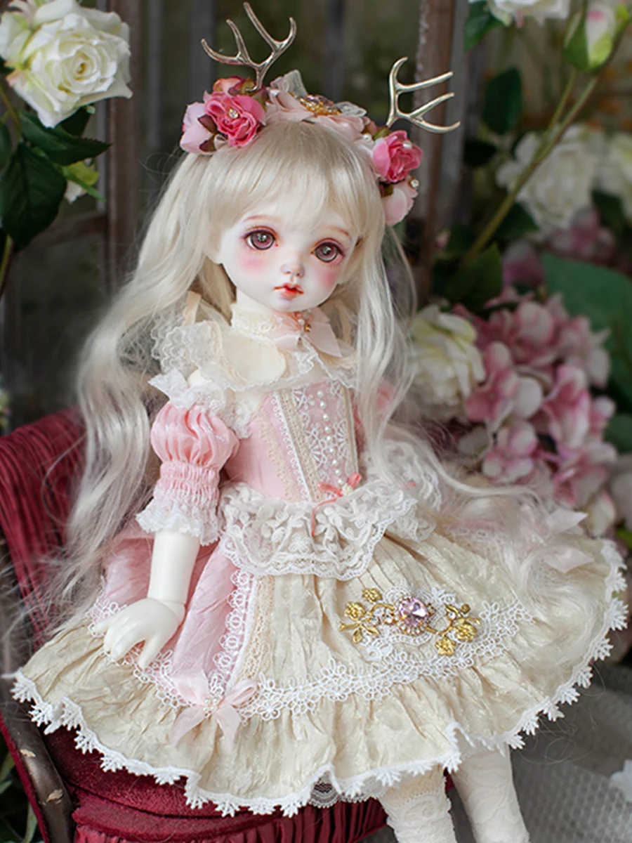 

The new BJD doll SD doll 1/4 girl rose girl giant baby articulated gift spot 42 cm high resin