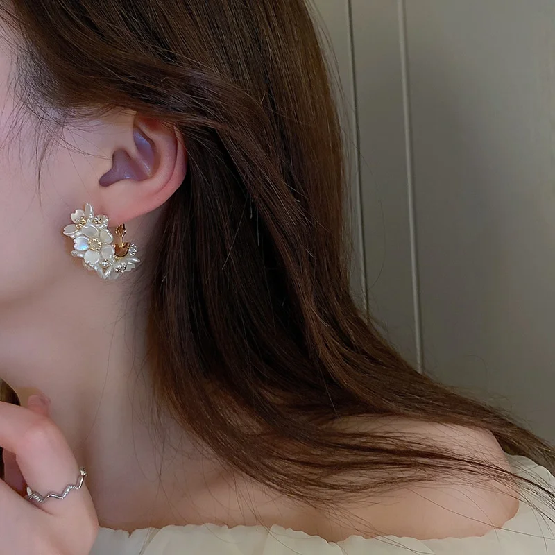 Silver Needle Flower Stitching Design Sense Literary Earrings