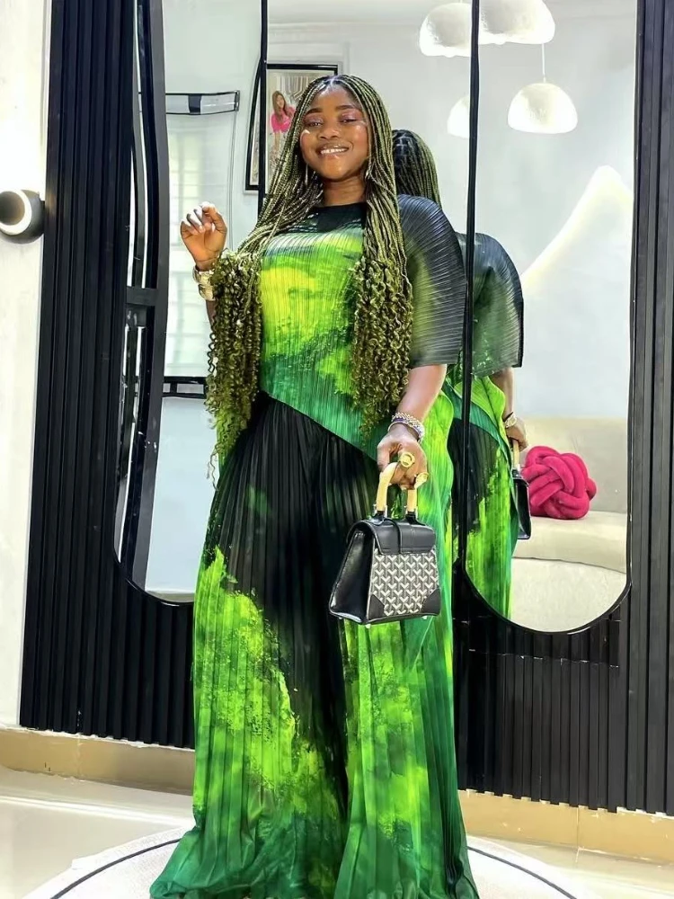 

2025 африканский плиссированный свободный женский модный повседневный костюм, новый комплект из двух предметов с нерегулярным верхом и принтом