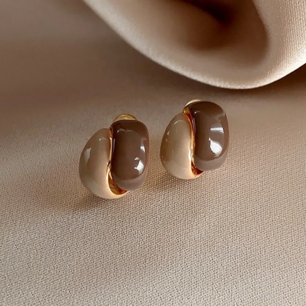 Maillard Contrasting French Retro Earrings Metal Enamel Vintage Drop Glazed Earrings Elegant Statement Brown Dangle Earrings