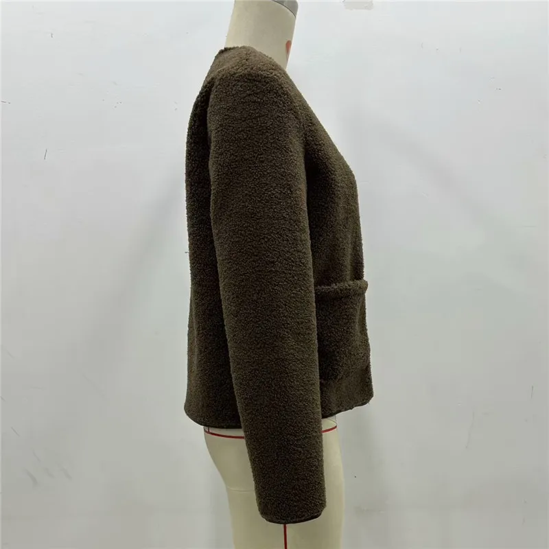 Keyanketian 2024 inverno nova jaqueta de lã grossa feminina estilo simples imitação de couro encadernação solta cortada blazer greatcoat