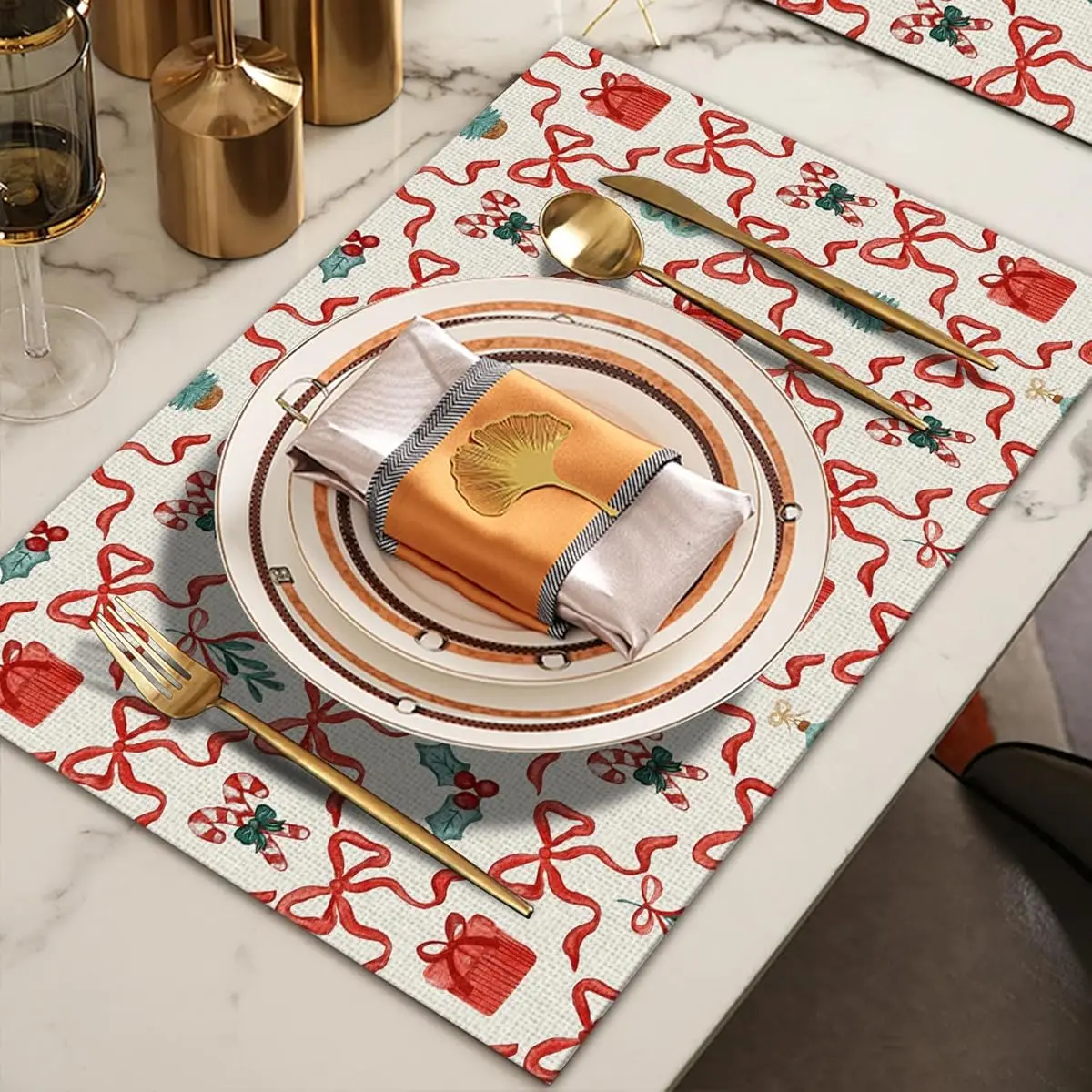 VIKAMA 4pc Christmas Red Gift Bow Placemats Home Use Themed Restaurant Placemats Festive Party Decorations