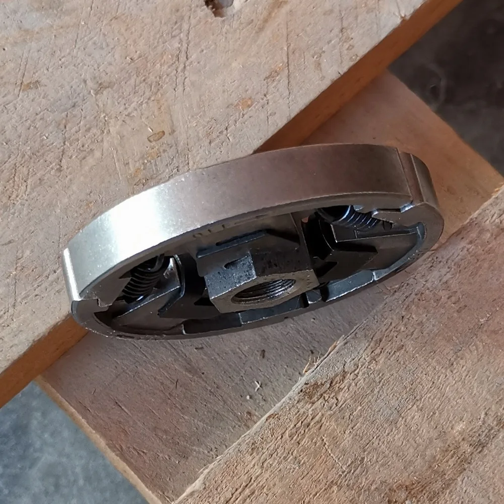 Clutch For Stihl 024 026 MS240 MS260 MS240C MS260C MS261 MS261C MS270 MS270C MS271 MS271C MS280 MS280C MS291