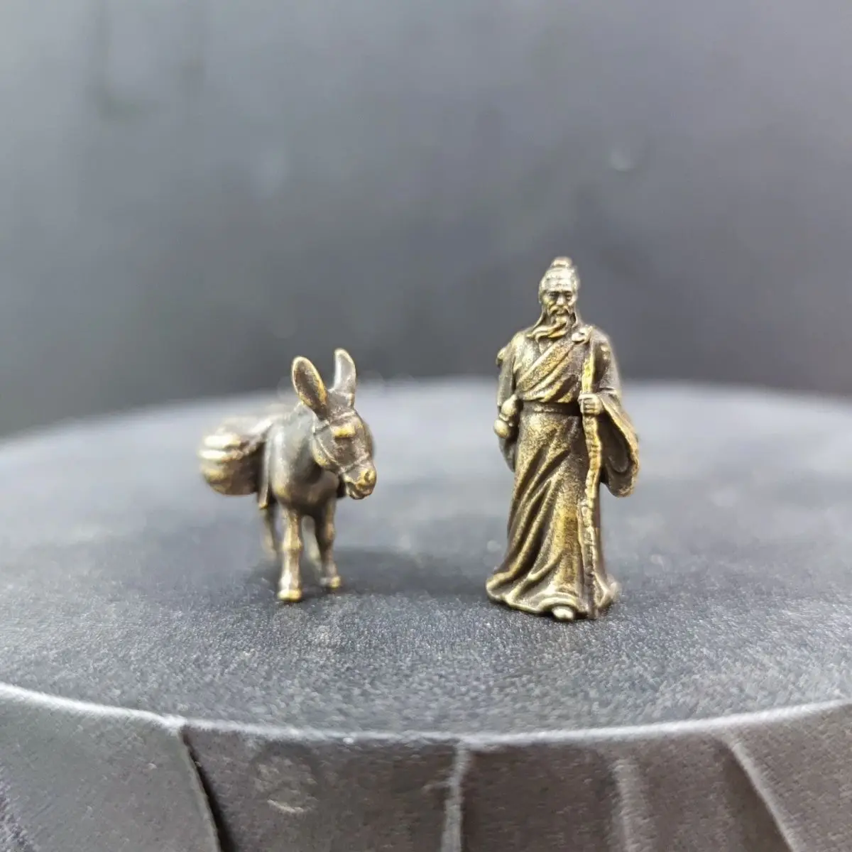 Pure Brass Travel Four Seas Old Man Huatuo Donkey Miniature Model Sandpan Fish Tank Landscaping Pieces Micro Shot Small Doll